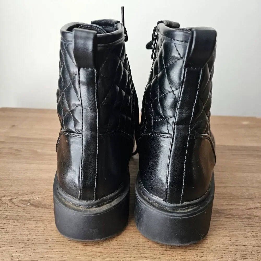 EUC STEVE MADDEN JROCKK PU UPPER BLACK QUILTED BOOTS SIZE 5 BIG KIDS (GIRLS)